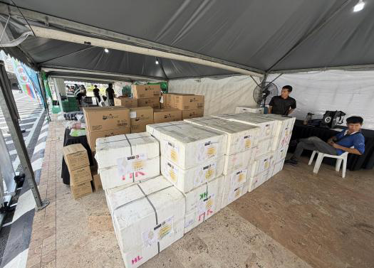 Ramadan Community Iftar & Blessings at Dataran Merdeka - Photo 16