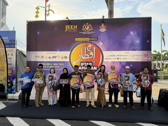 Ramadan Community Iftar & Blessings at Dataran Merdeka - Photo 1