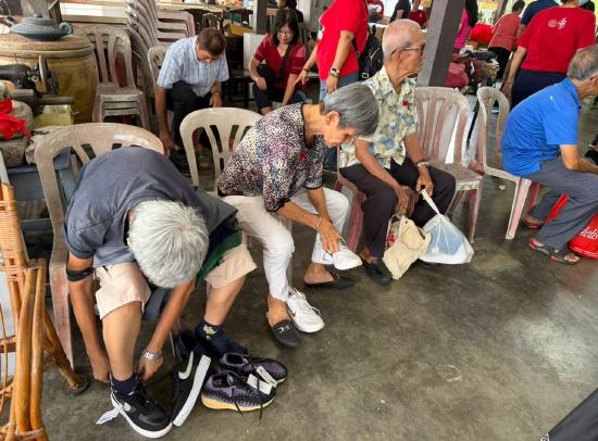 Chinese New Year Blessing Outreach & Elderly Celebration - Photo 19