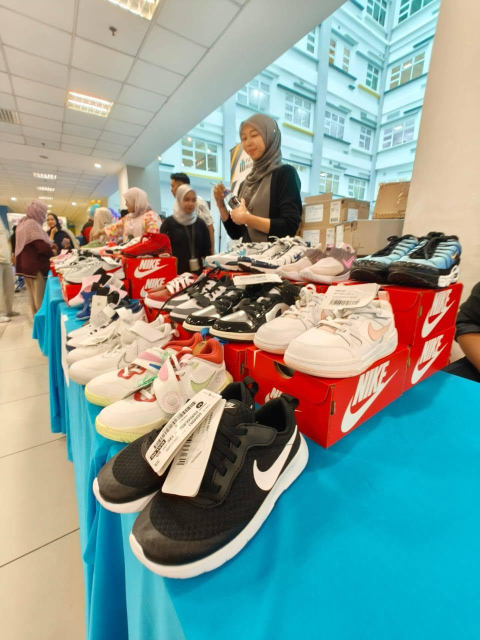 Pediatric Hospital Ward Gifting & Healthcare Staff Appreciation - Photo 7