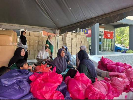 Kelantan Emergency Flood Relief & Food Bank Establishment (Rantau Panjang & Pasir Mas) - Photo 10