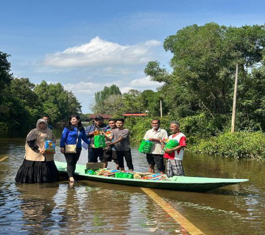 Kelantan Emergency Flood Relief & Food Bank Establishment (Rantau Panjang & Pasir Mas) - Photo 17