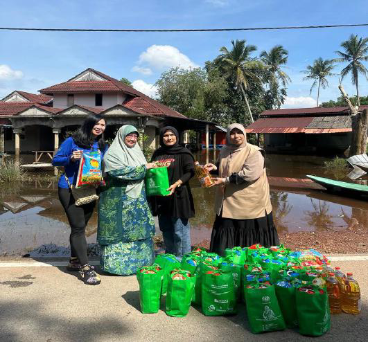 Kelantan Emergency Flood Relief & Food Bank Establishment (Rantau Panjang & Pasir Mas) - Photo 18