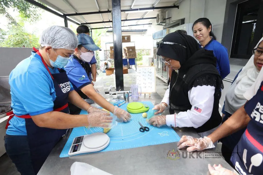 From Dough to Independence: Special Youths Flourish in Vocational Bakery Workshop
